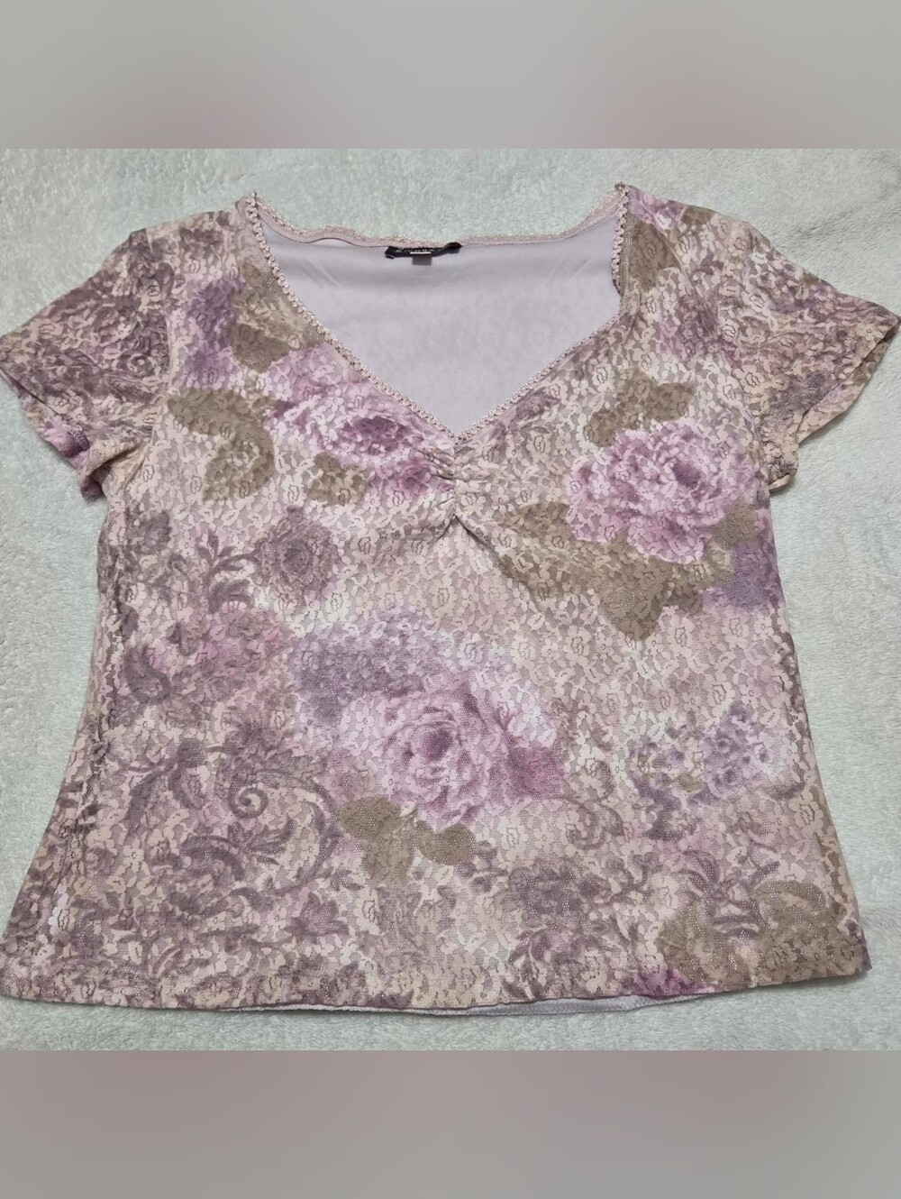 B.i.y.a.y.c.d.a Pink Mauve Floral Lace Top